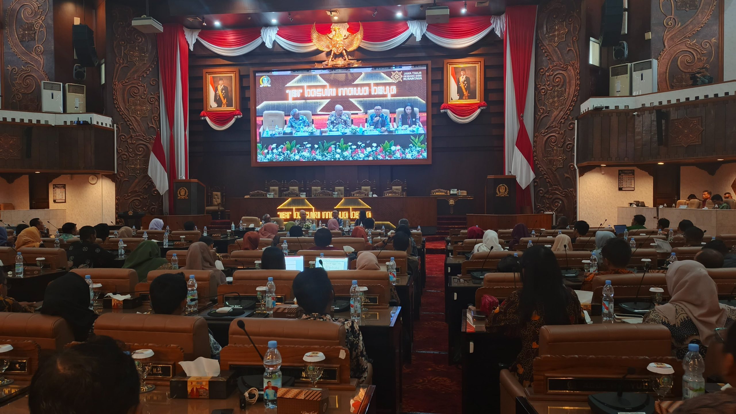 SAVE_20250918_221637-min